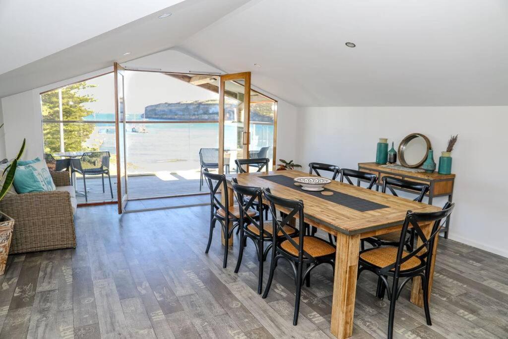 12 Rocks Beach View Loft Central Port Campbell Ngoại thất bức ảnh